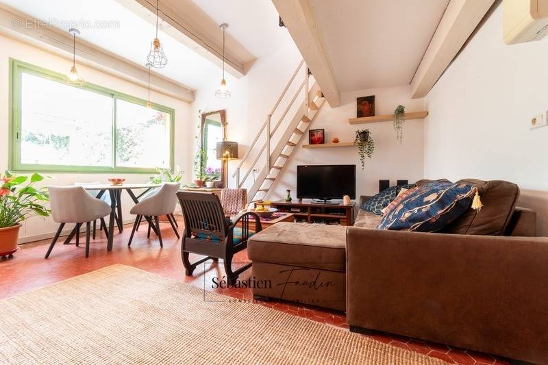 Appartement à AUBAGNE