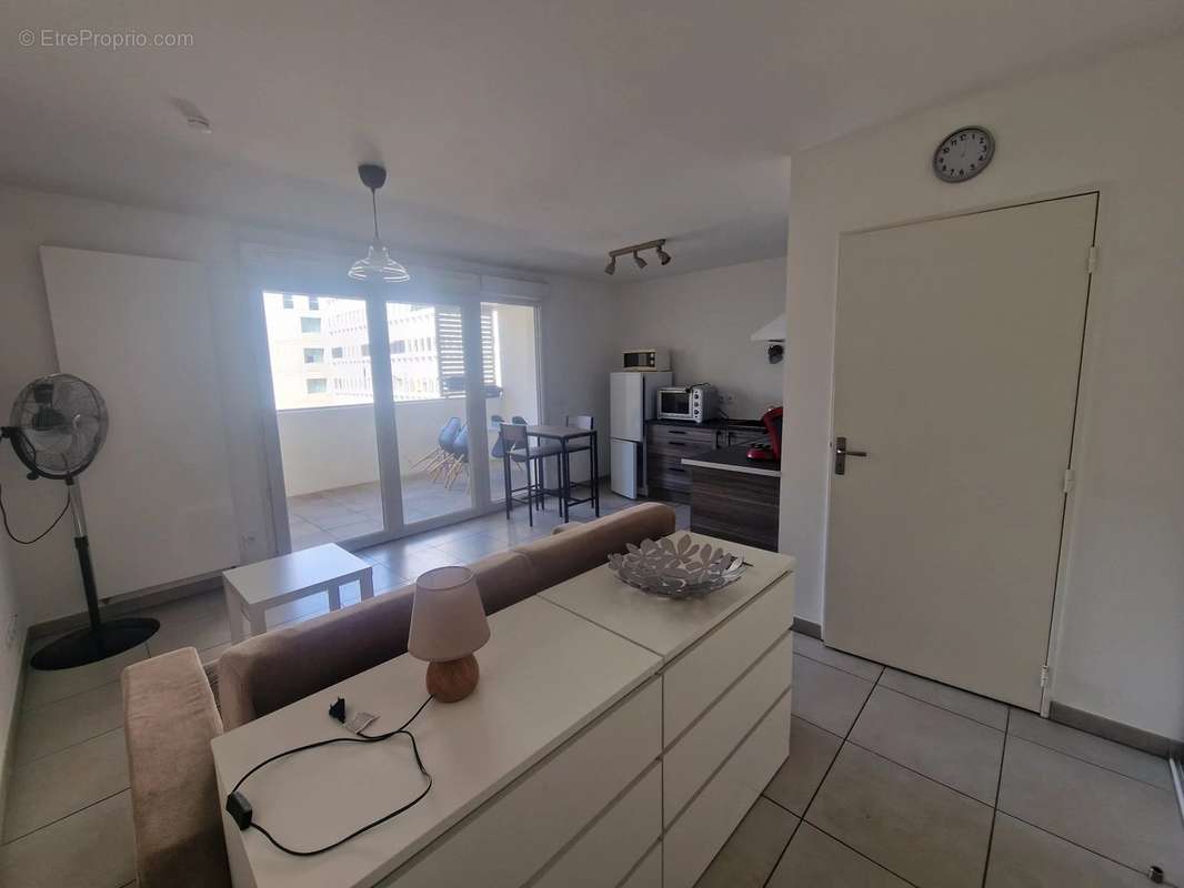 Appartement à MARSEILLE-15E