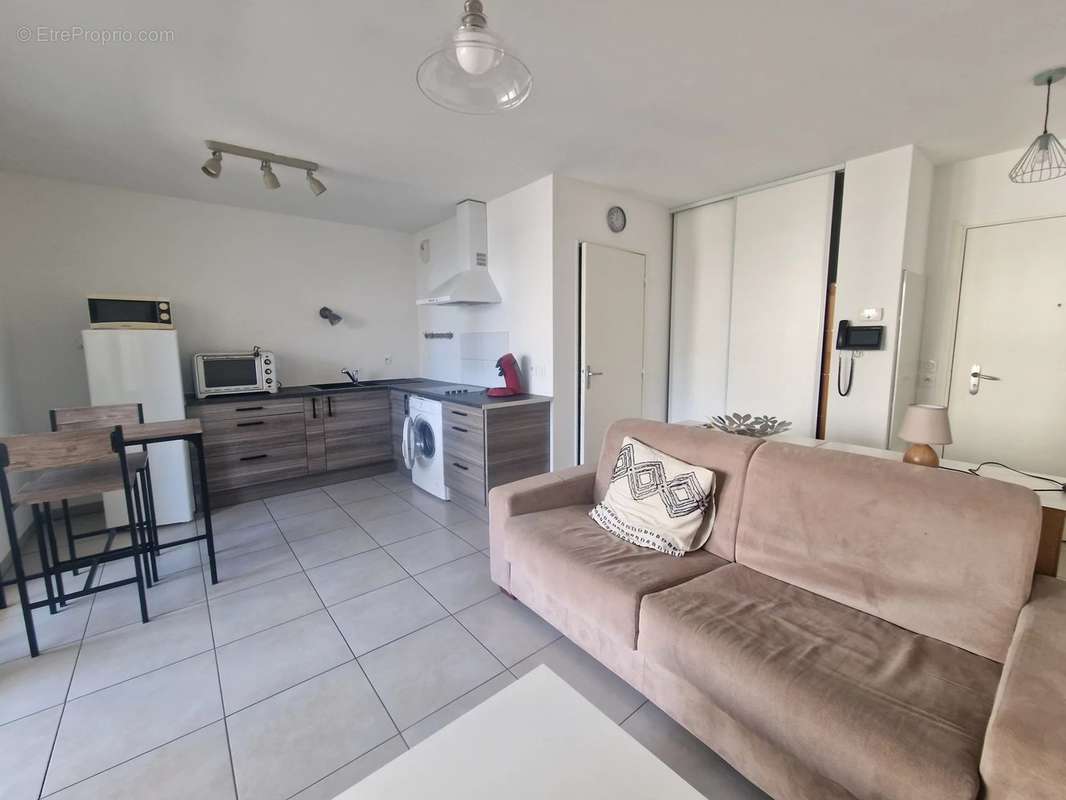 Appartement à MARSEILLE-15E