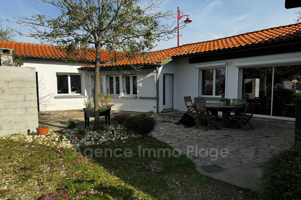 Maison à LESPARRE-MEDOC