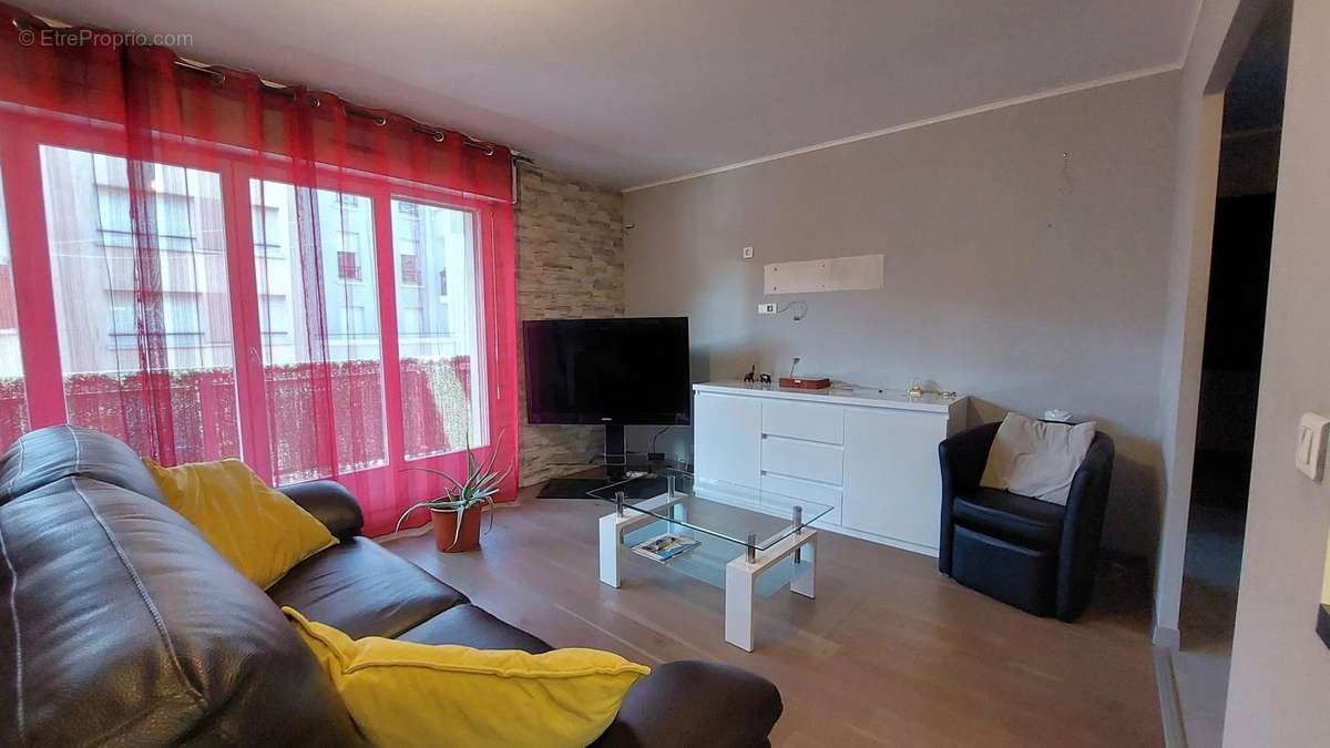 Appartement à LIVRY-GARGAN