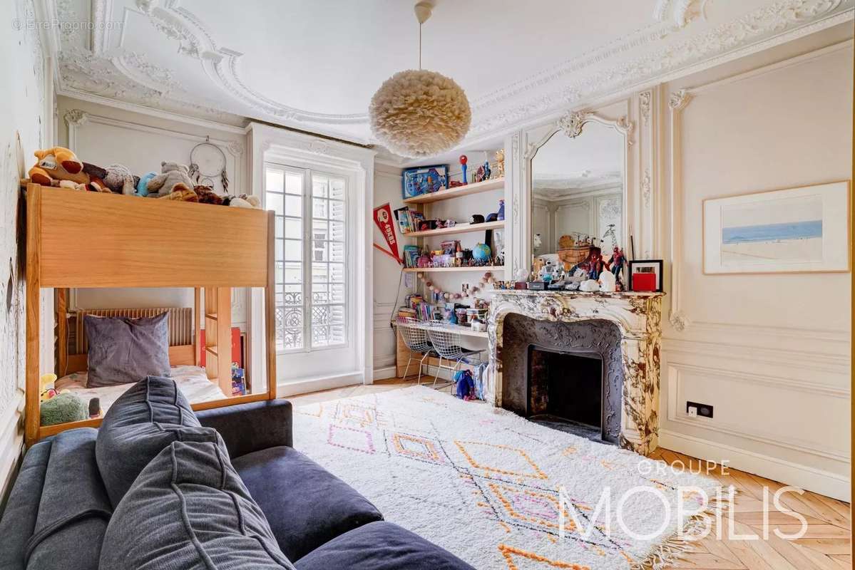 Appartement à PARIS-5E