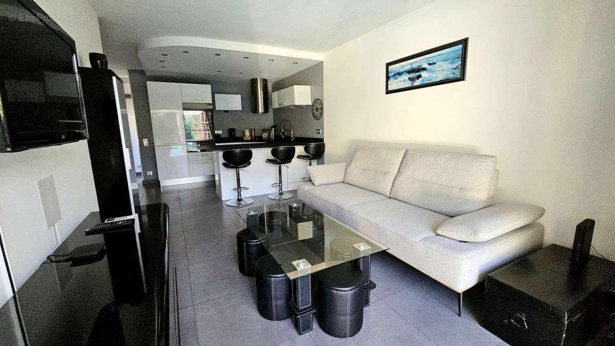 Appartement à CAGNES-SUR-MER