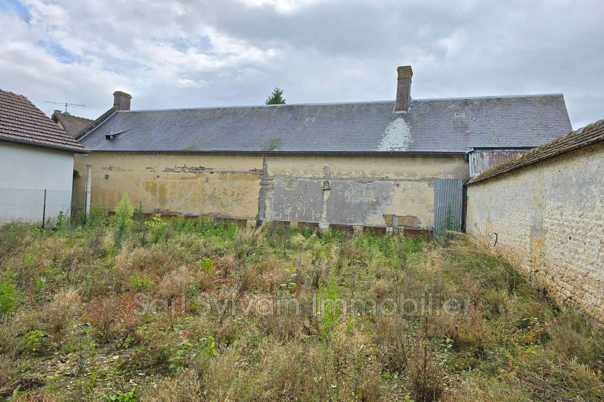 Maison à TROISSEREUX