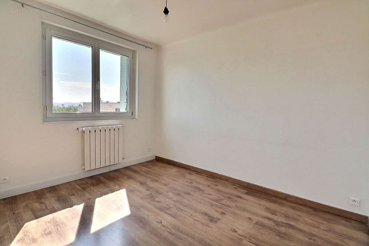 Appartement à MARSEILLE-12E