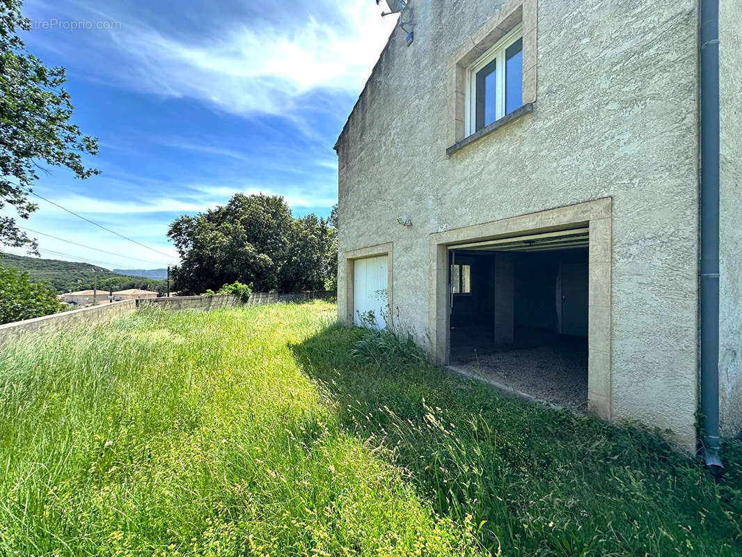 Maison à BAGNOLS-SUR-CEZE