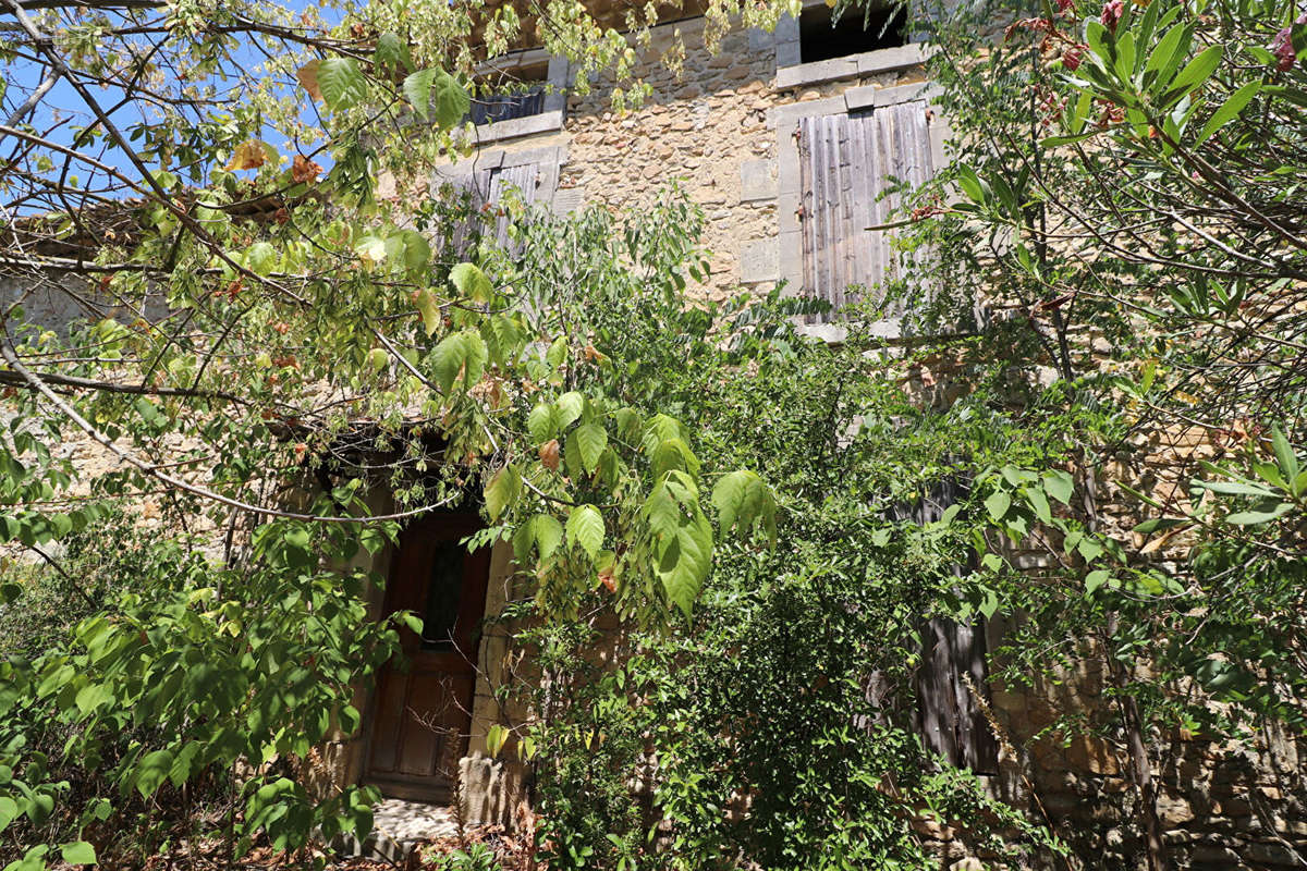 Maison à BOLLENE