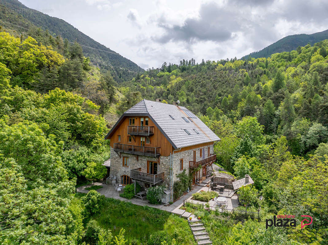 Appartement à SAINT-ANDRE-D&#039;EMBRUN