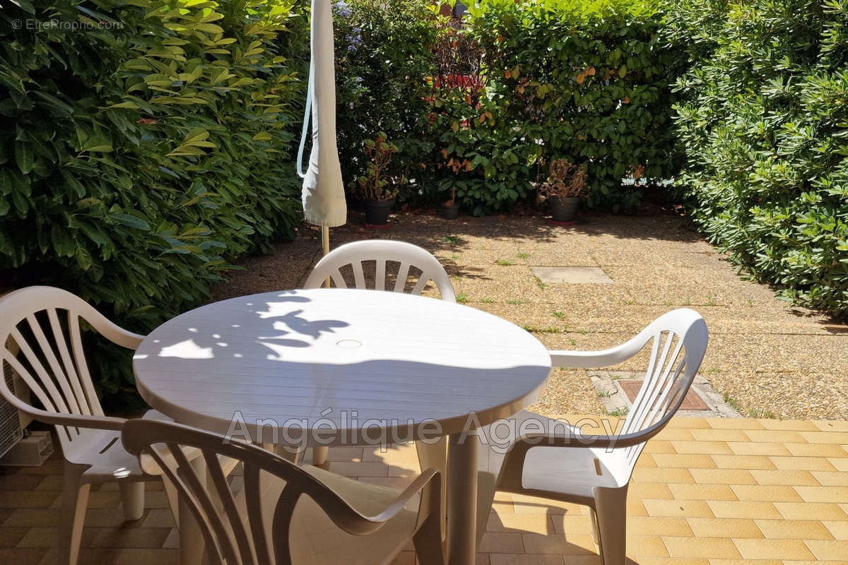 Appartement à VILLENEUVE-LOUBET