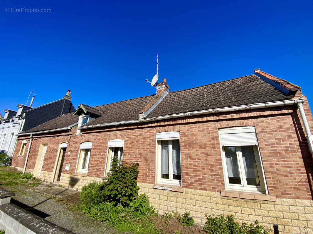 Maison à SIN-LE-NOBLE