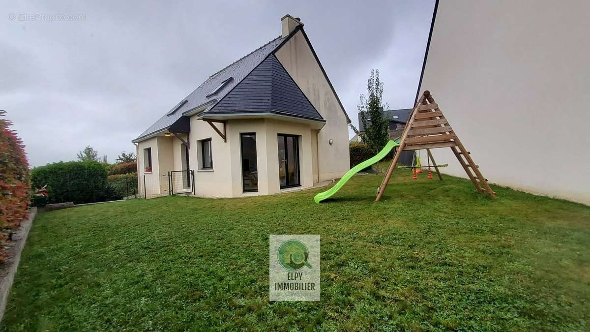 Maison à BAIN-DE-BRETAGNE