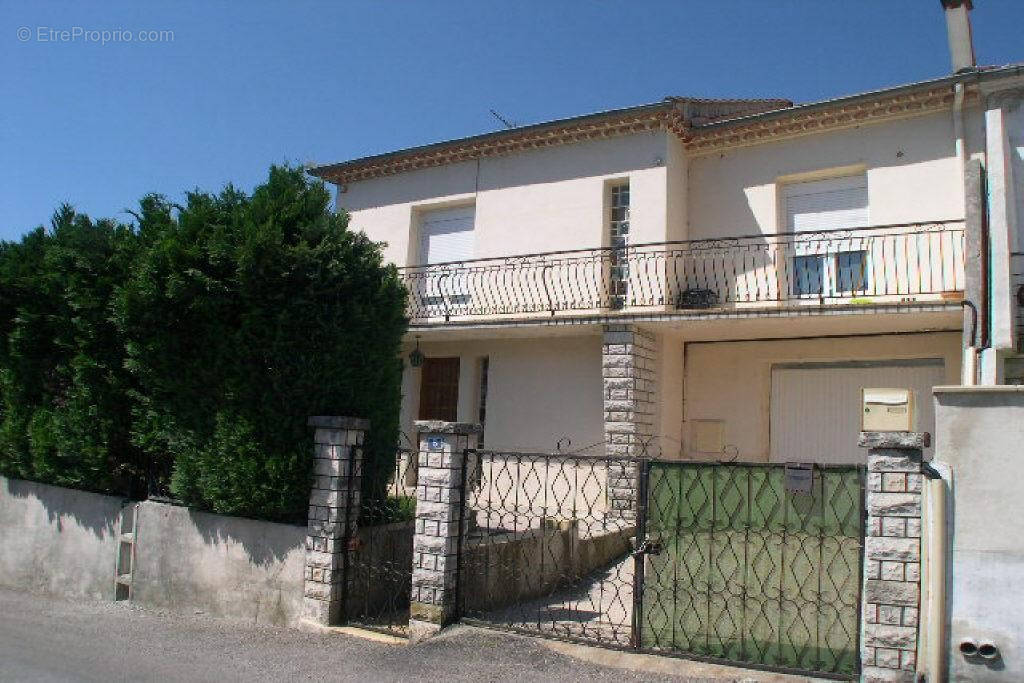 Maison à LES SALLES-DU-GARDON