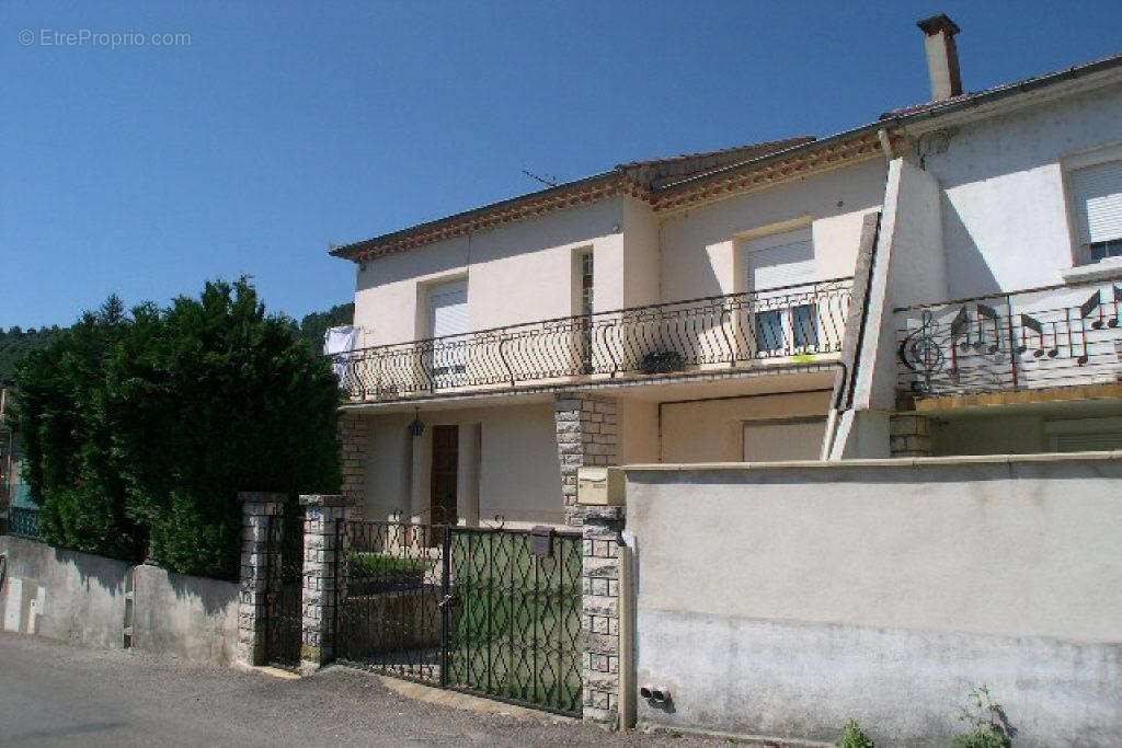 Maison à LES SALLES-DU-GARDON