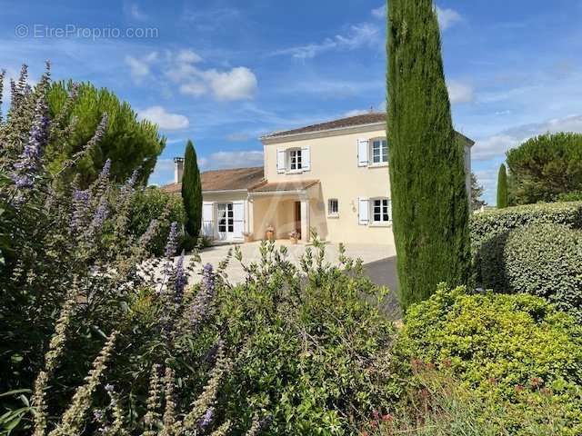 Maison à ANGOULEME