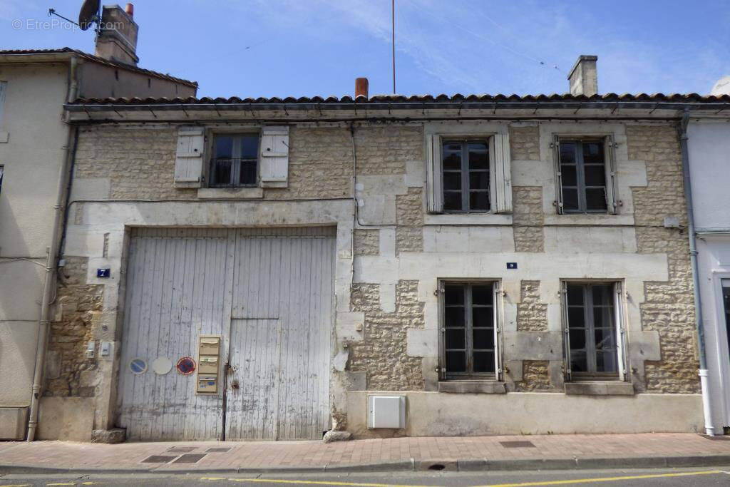 Maison à JARNAC