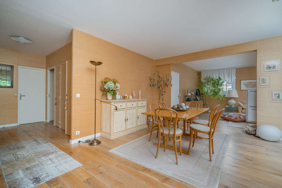 Appartement à MARSEILLE-9E