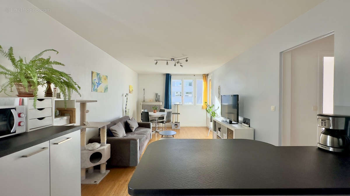 Appartement à LYON-5E