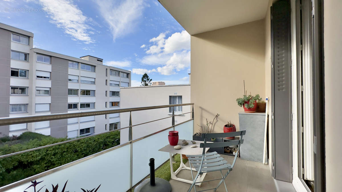 Appartement à LYON-5E