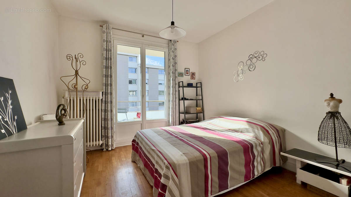 Appartement à LYON-5E