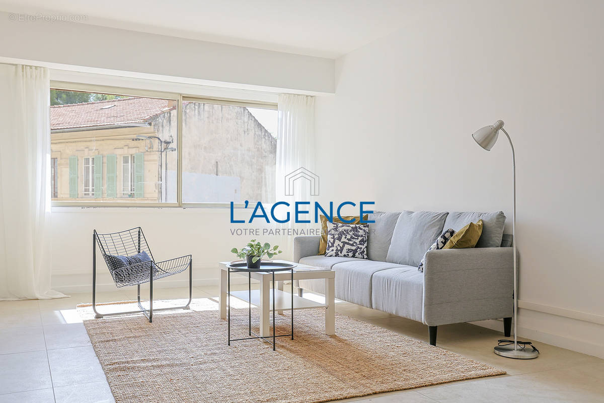 Appartement à HYERES