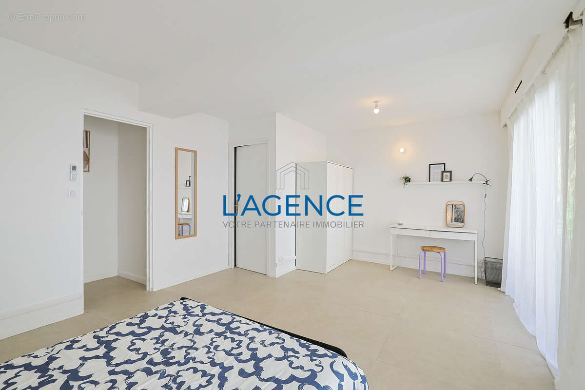 Appartement à HYERES