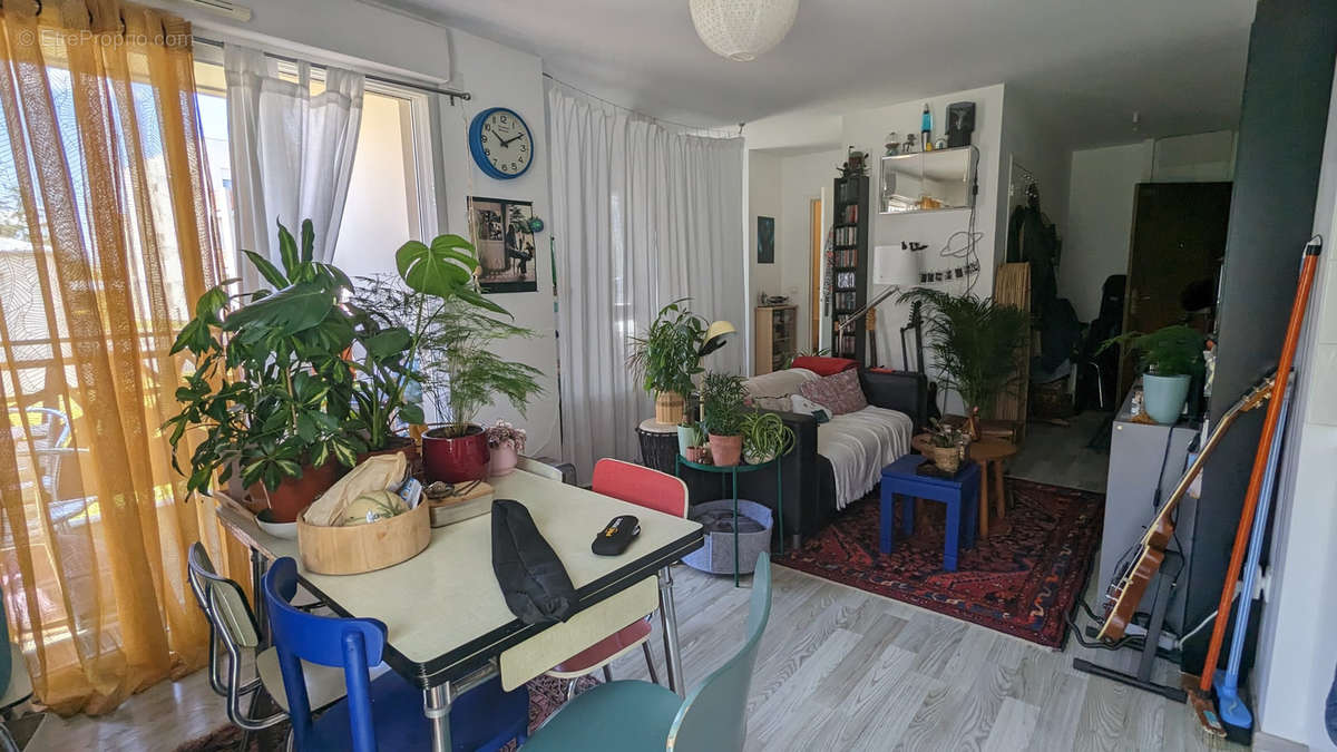 Appartement à SAINT-SEBASTIEN-SUR-LOIRE