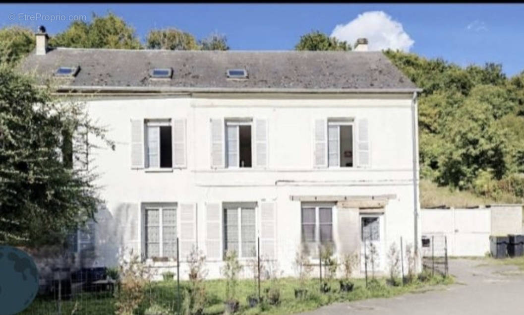 Maison à CREPY-EN-VALOIS