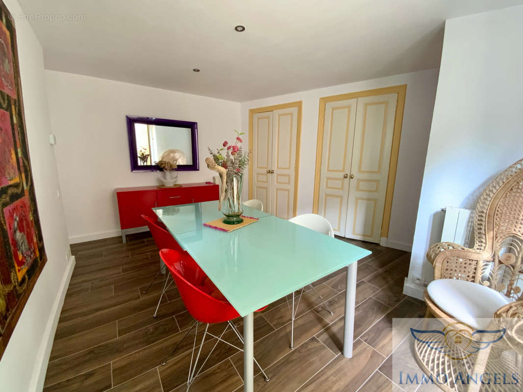 Appartement à NIMES