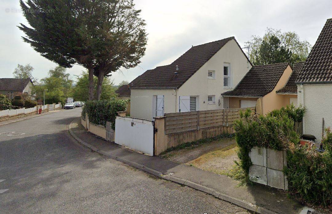 Maison à SAINT-VALLIER