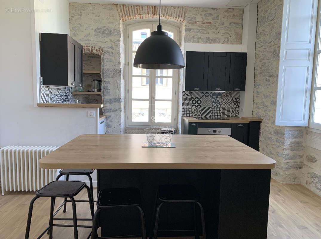 Appartement à CAHORS