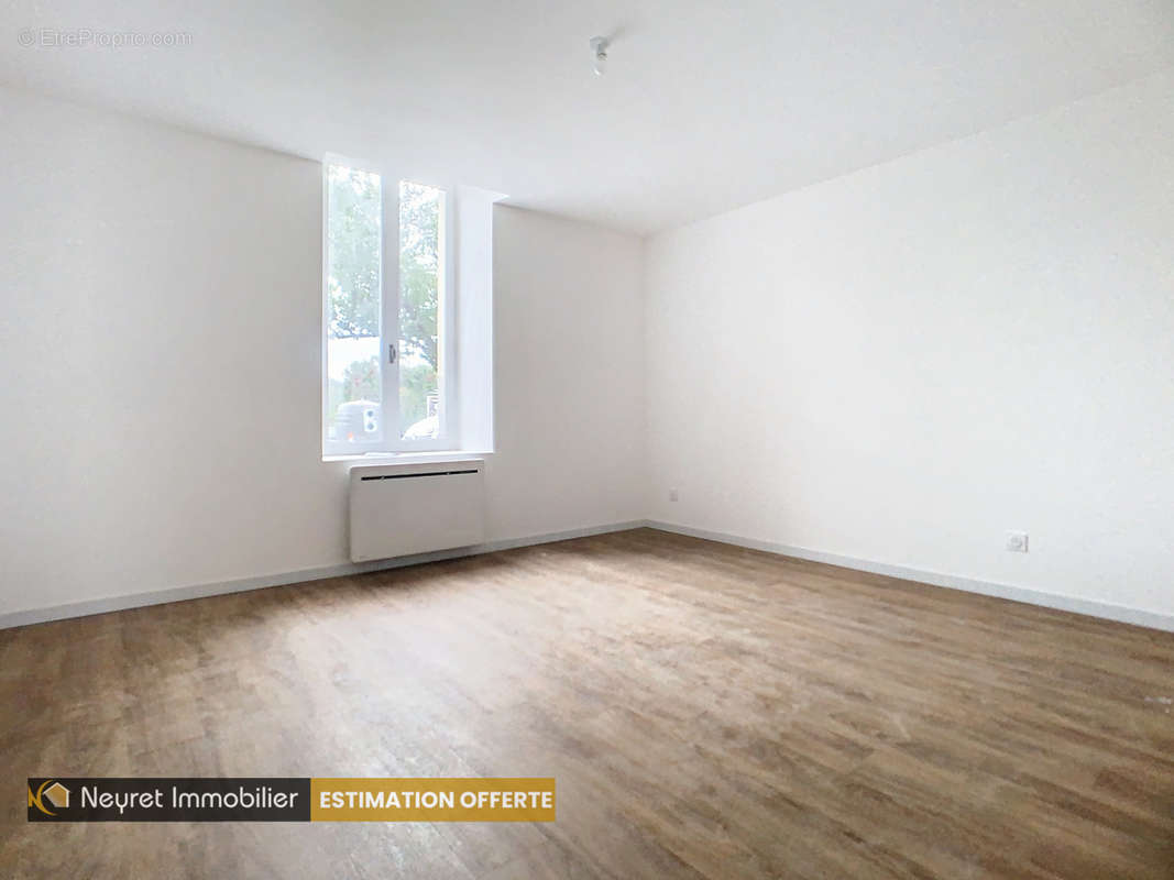 Appartement à GIVORS