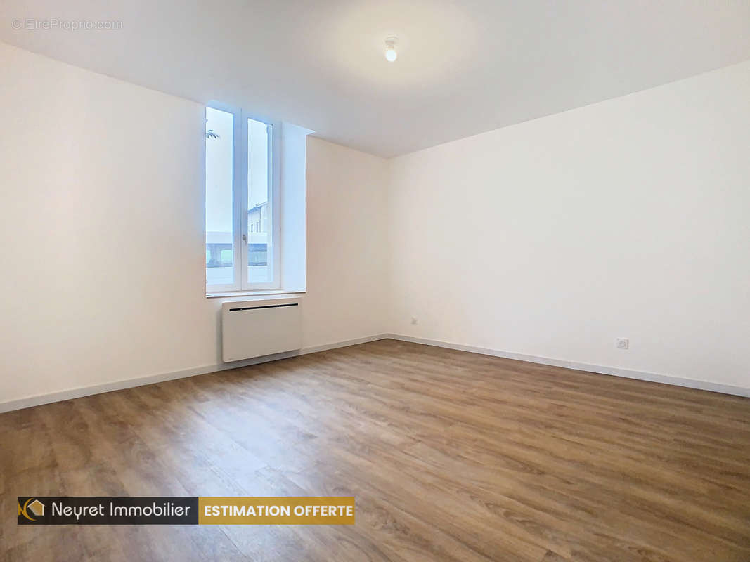 Appartement à GIVORS