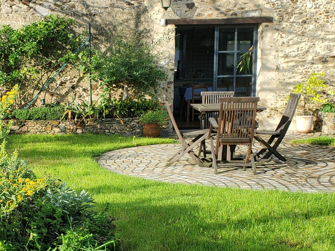 Maison à LE FRESNE-SUR-LOIRE