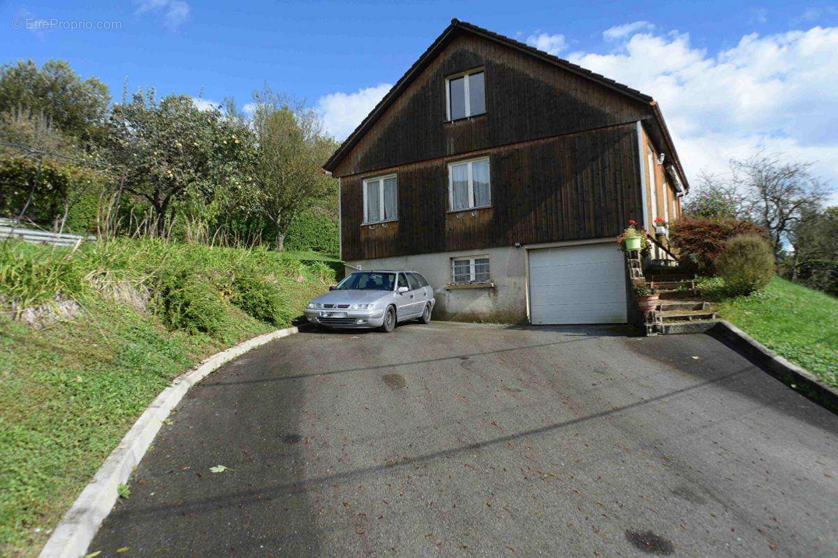 Maison à SAINT-HIPPOLYTE