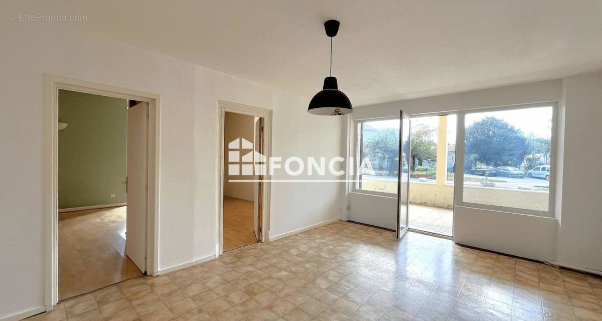 Appartement à JARRIE