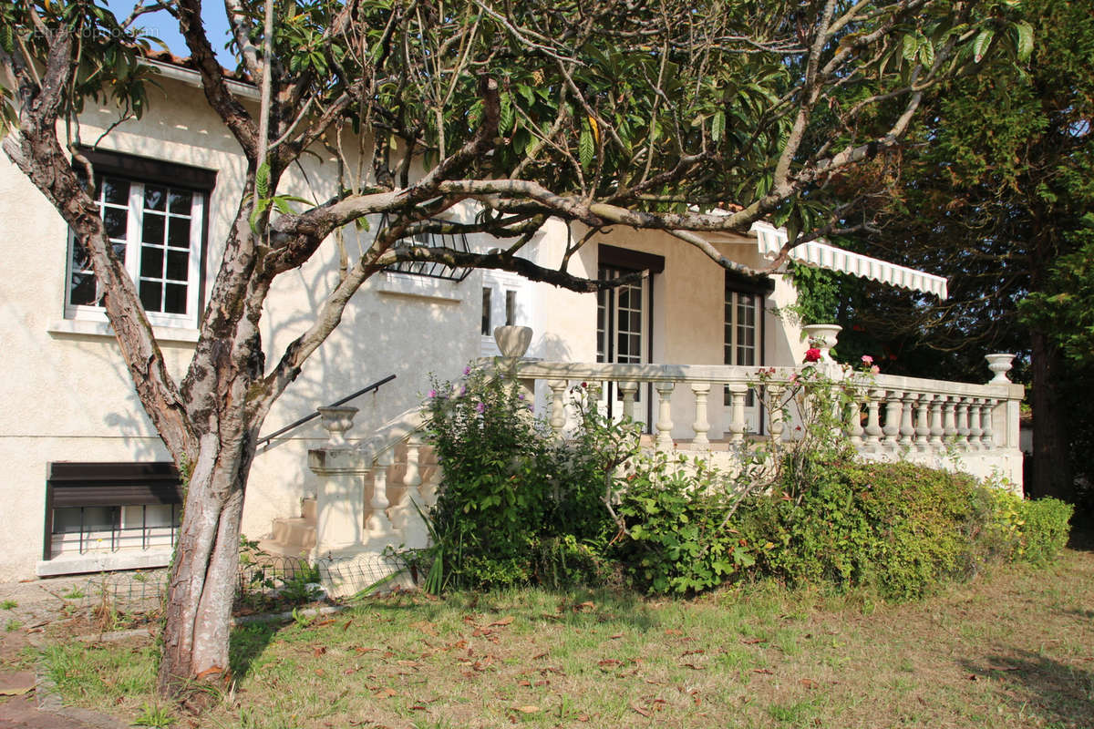 Maison à MESCHERS-SUR-GIRONDE