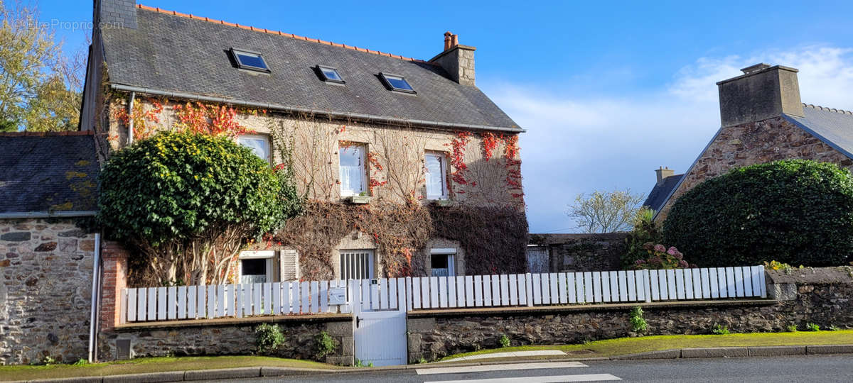 Maison à PLOUBAZLANEC