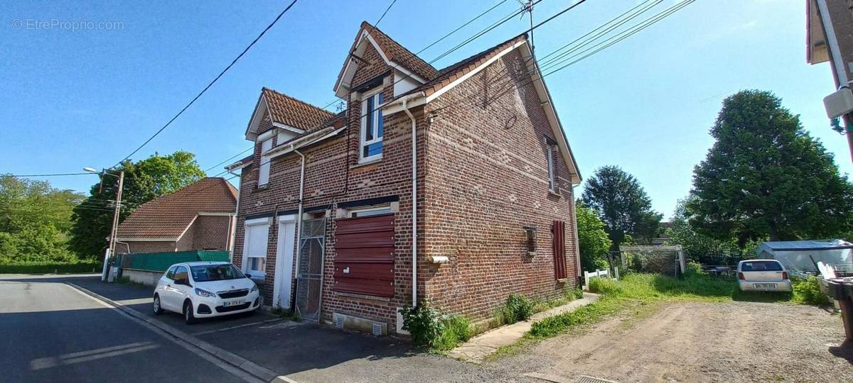 Maison à MERICOURT