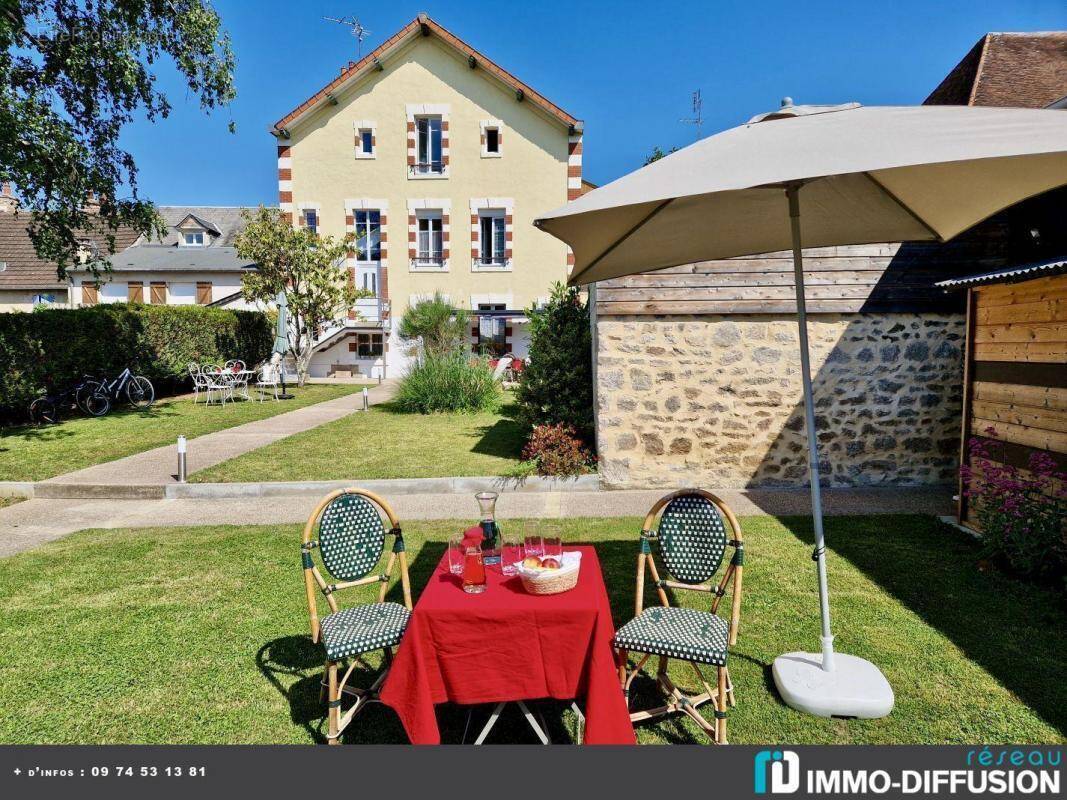 Maison à BOUSSAC