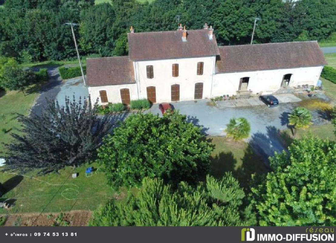 Maison à VERTEUIL-SUR-CHARENTE