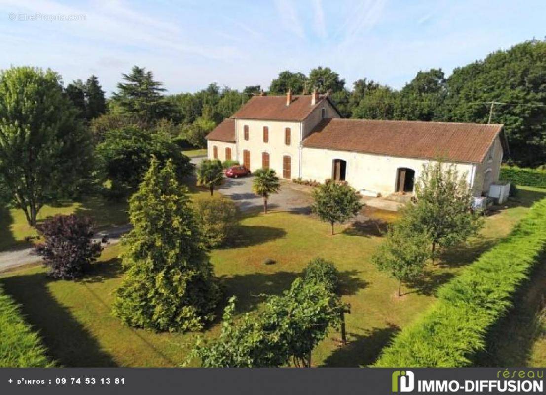 Maison à VERTEUIL-SUR-CHARENTE