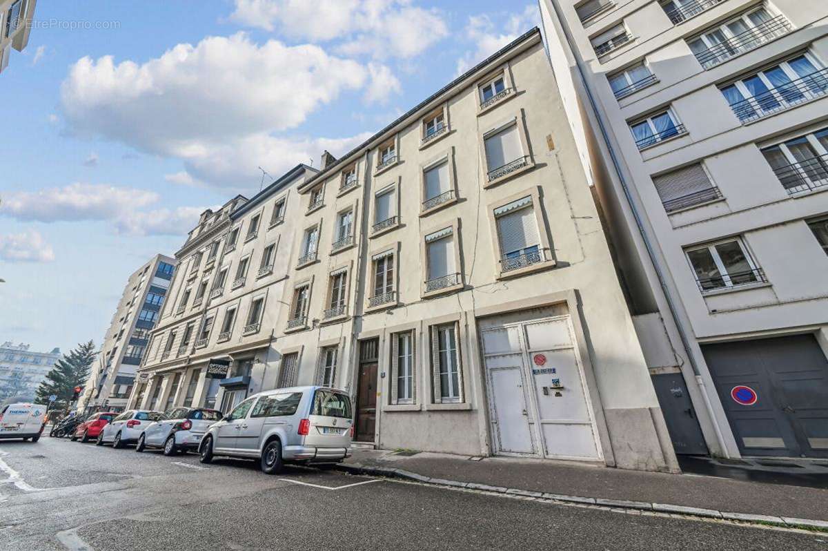 Appartement à LYON-6E