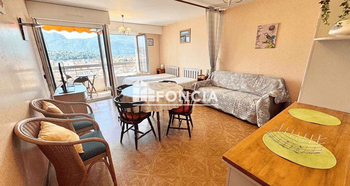 Appartement à AIX-LES-BAINS