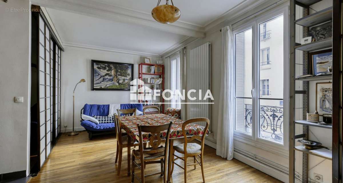 Appartement à PARIS-18E