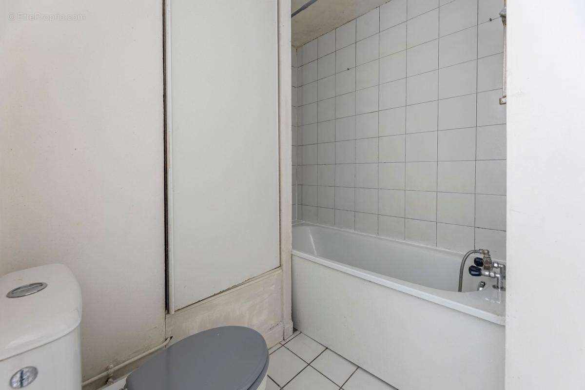 Appartement à PARIS-19E