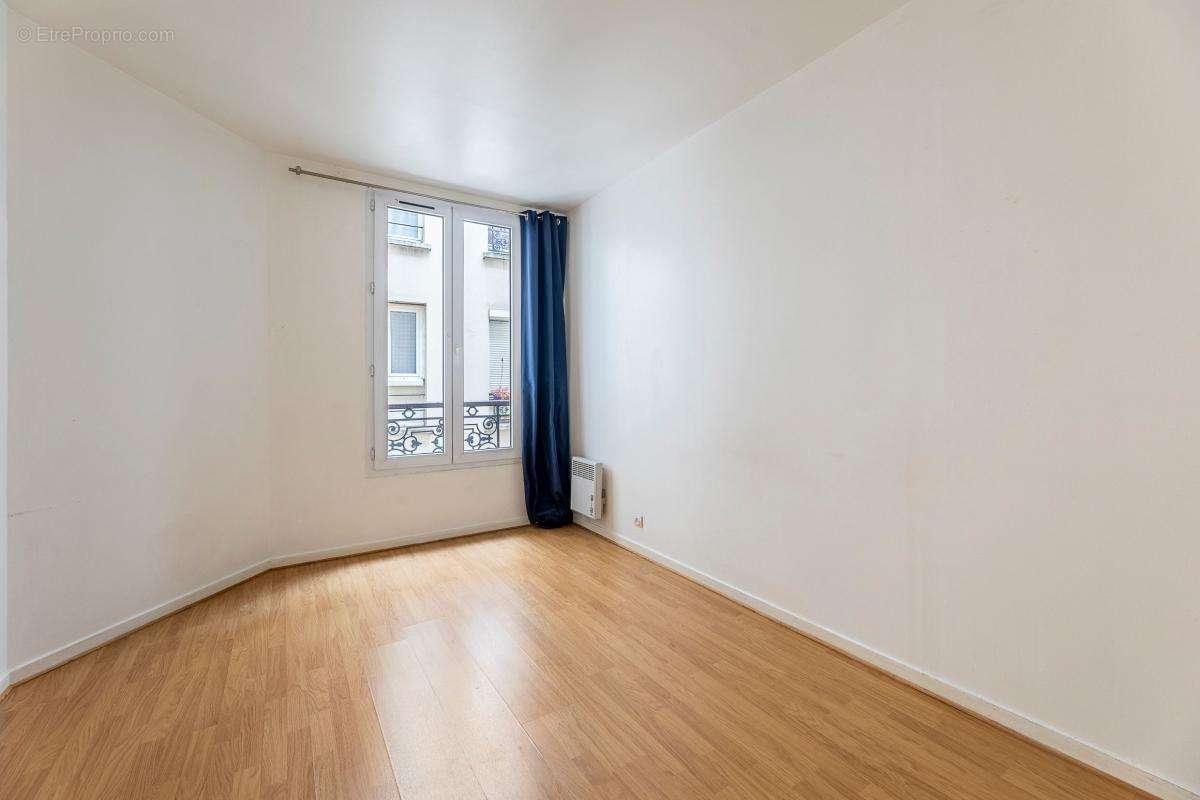 Appartement à PARIS-19E