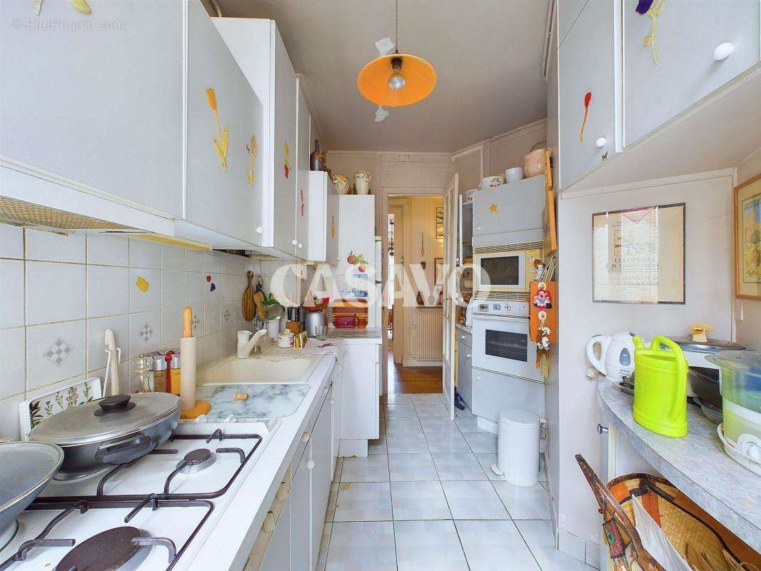 Appartement à PARIS-18E