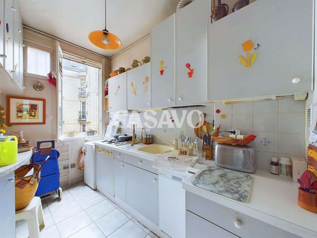 Appartement à PARIS-18E