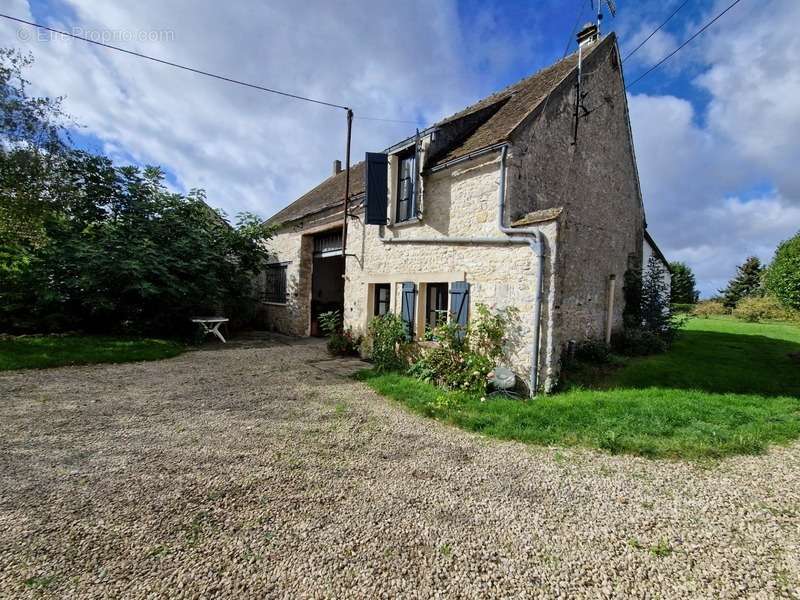 Maison à SAINVILLE