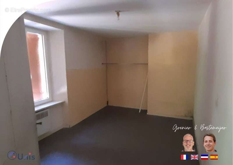 Appartement à LACAZE